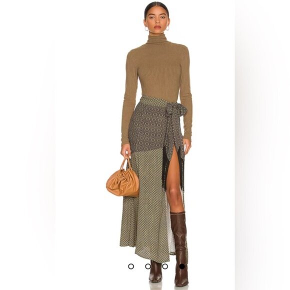 x REVOLVE Giorgia Skirt - Picture 1 of 4